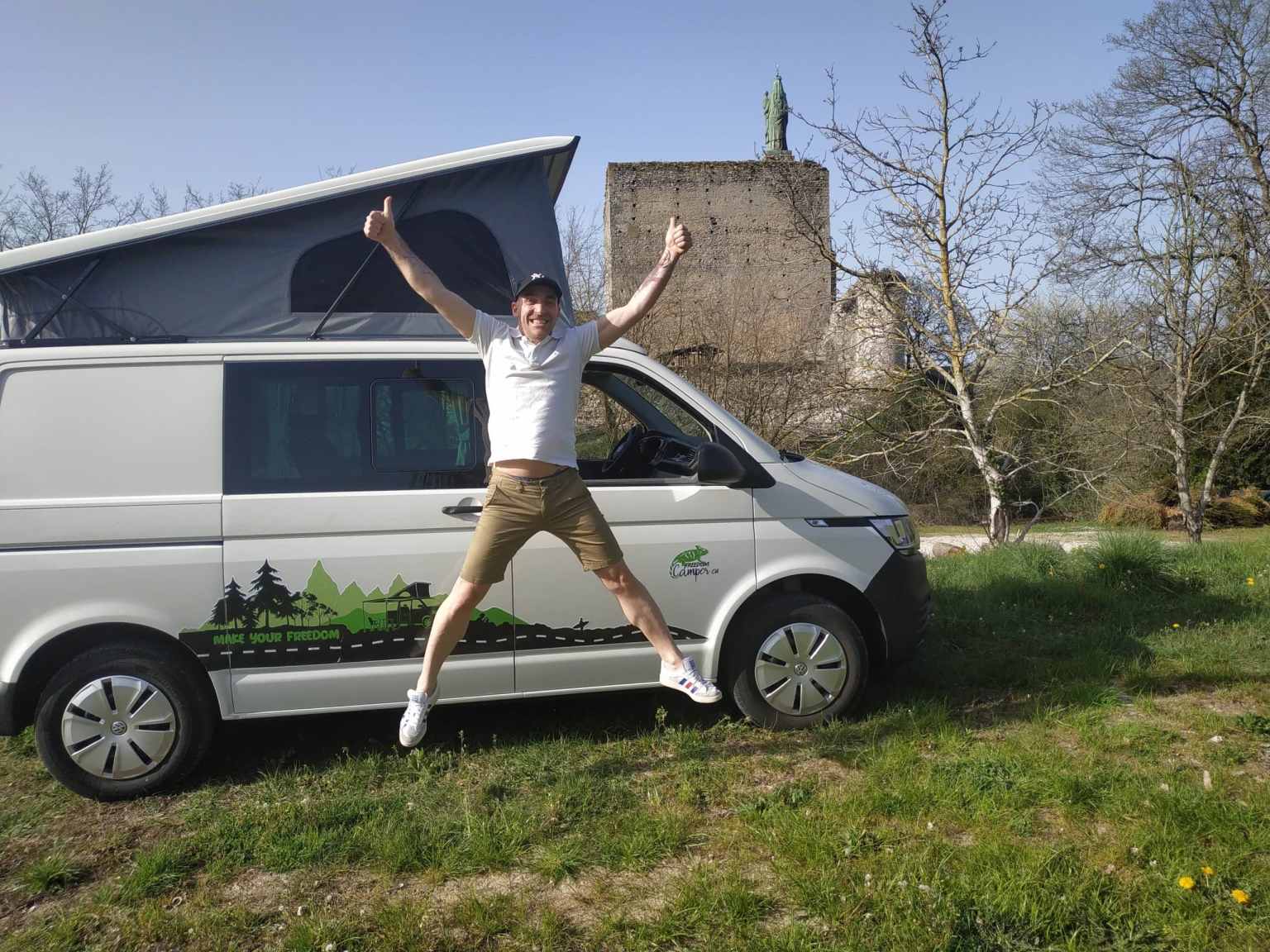 Ludo, agence de location de van aménagé à Tours