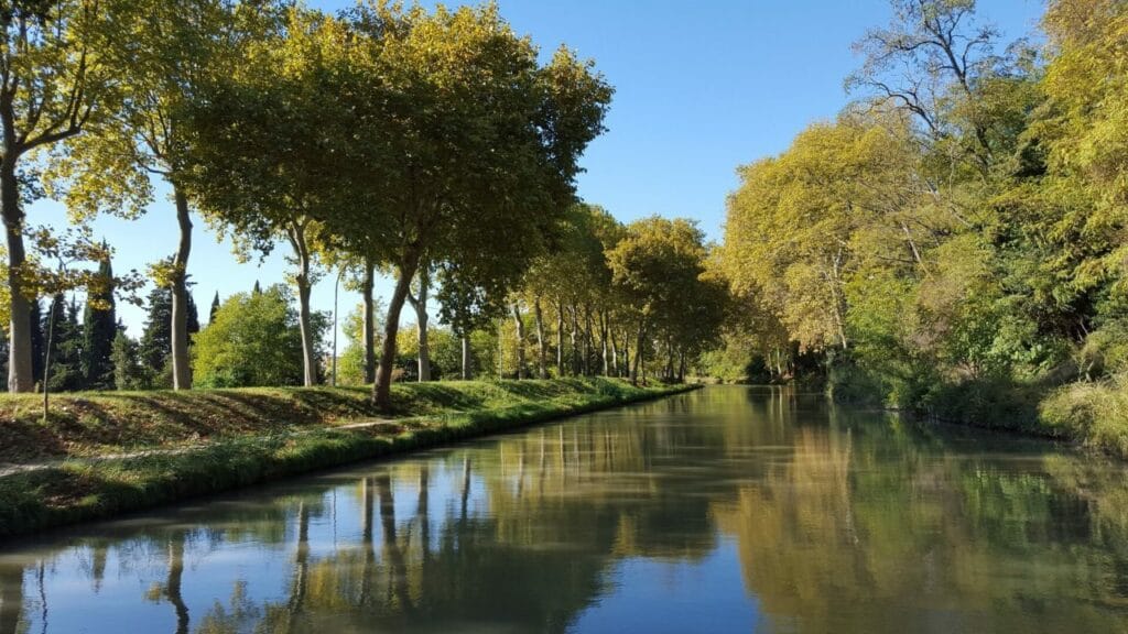 Le canal du midi en campervan