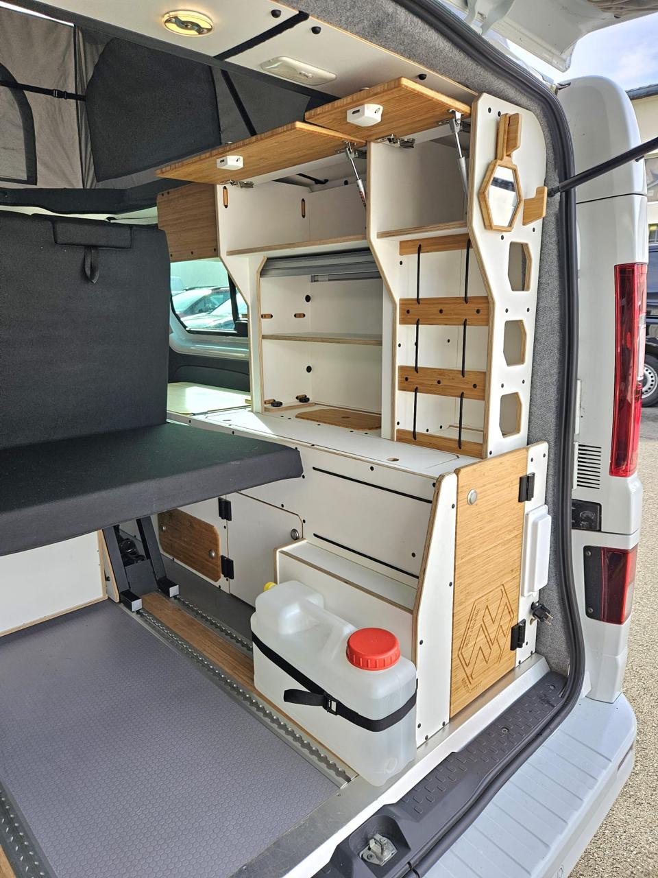 ref 846 renault 150 ch boite auto 4 5 places finition ++++