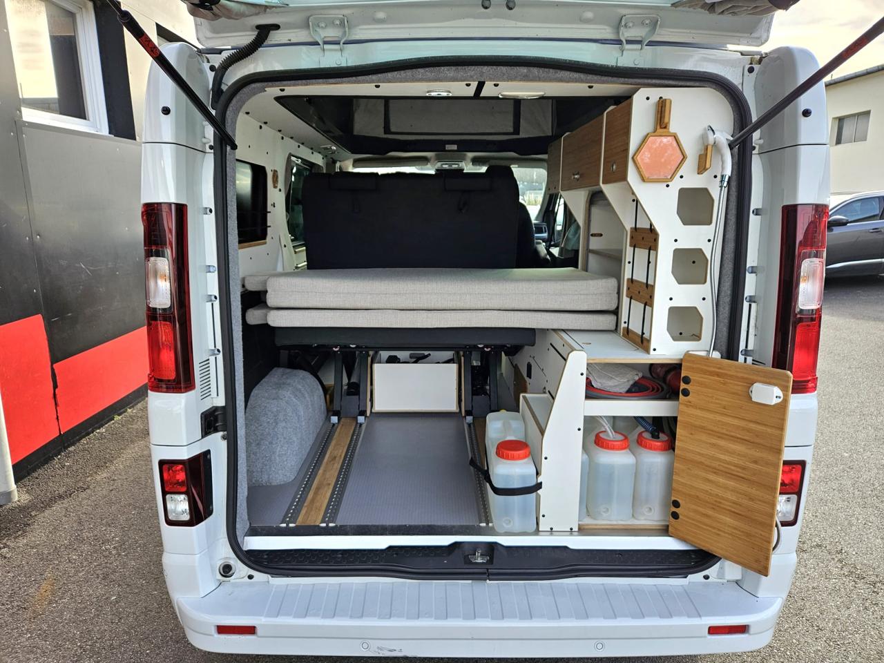 ref 846 renault 150 ch boite auto 4 5 places finition ++++