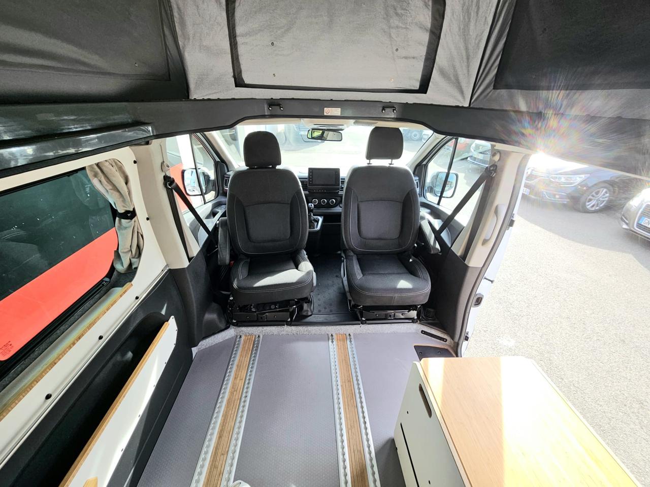 ref 846 renault 150 ch boite auto 4 5 places finition ++++