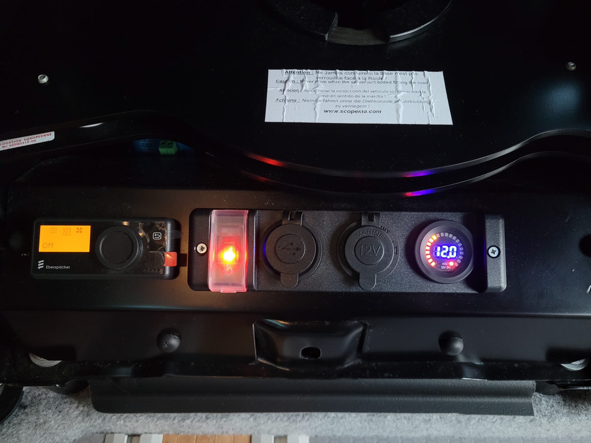 ref 595 renault 150 ch, boite manuelle, 4 5 places, finition grand confort, pack visibilité, pack easy park plus