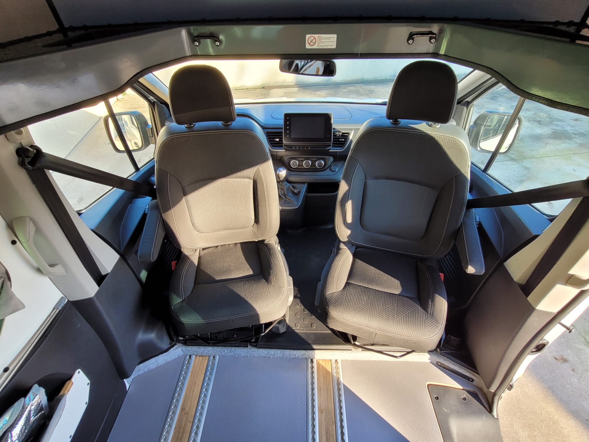 ref 595 renault 150 ch, boite manuelle, 4 5 places, finition grand confort, pack visibilité, pack easy park plus