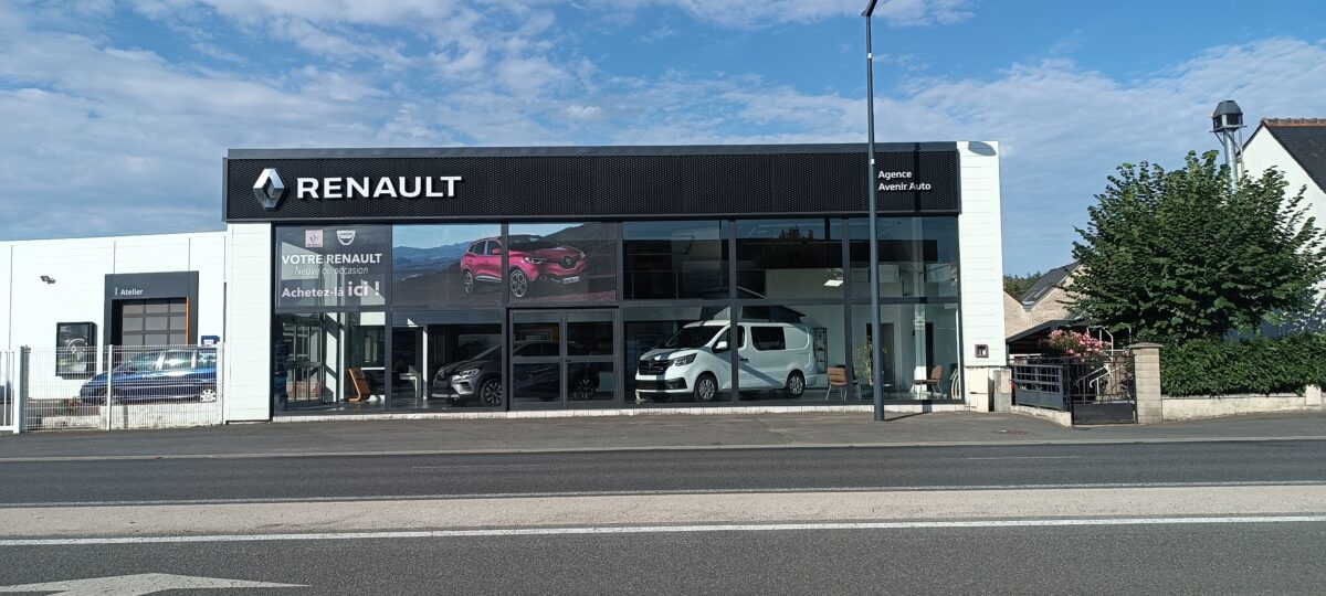 canterbury exposé au garage renault tours