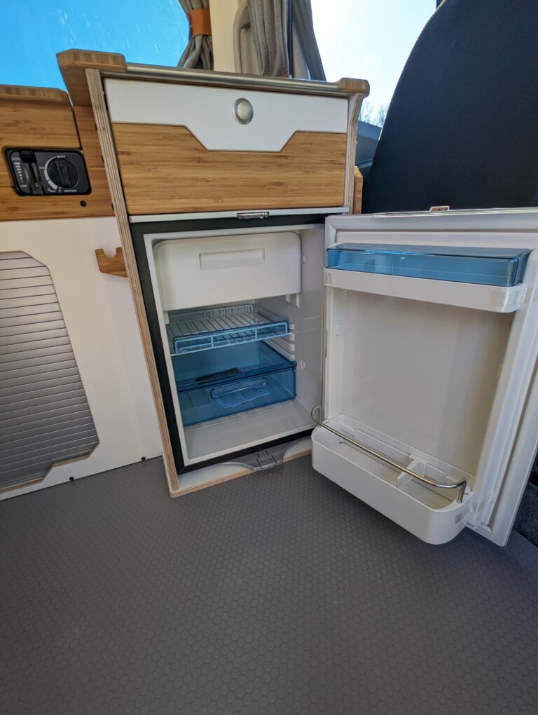 est van mania (6)1 Aménager son van avec le kit EST de Van Mania