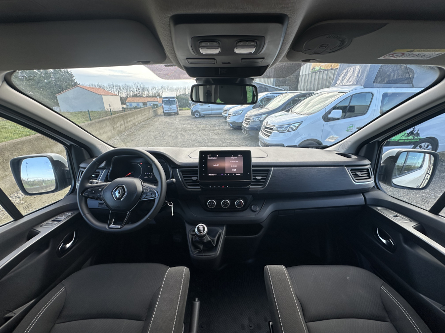 véhicule sur commande à aménager